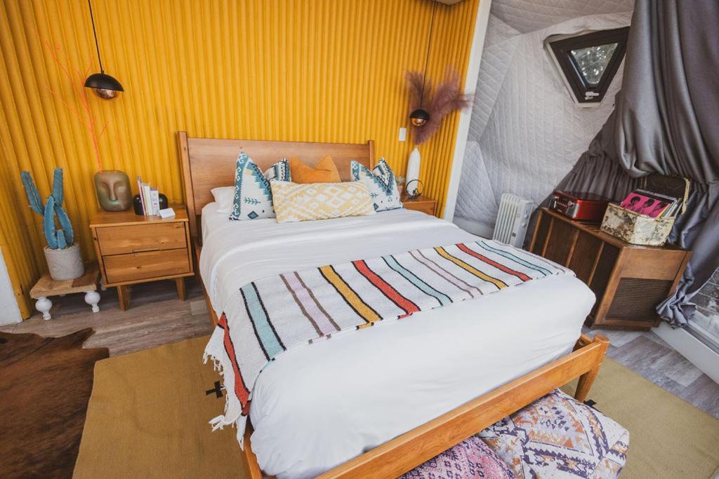 Zia Geo Dome At El Mistico Ranch, Glamping Villa Nogal Exterior photo