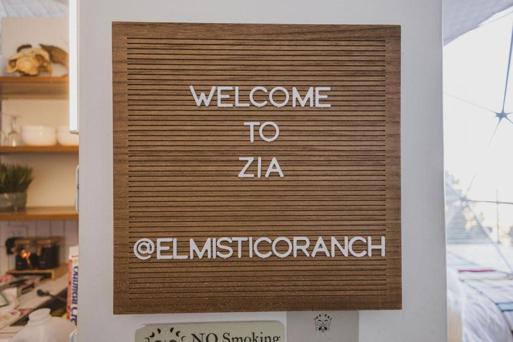 Zia Geo Dome At El Mistico Ranch, Glamping Villa Nogal Exterior photo